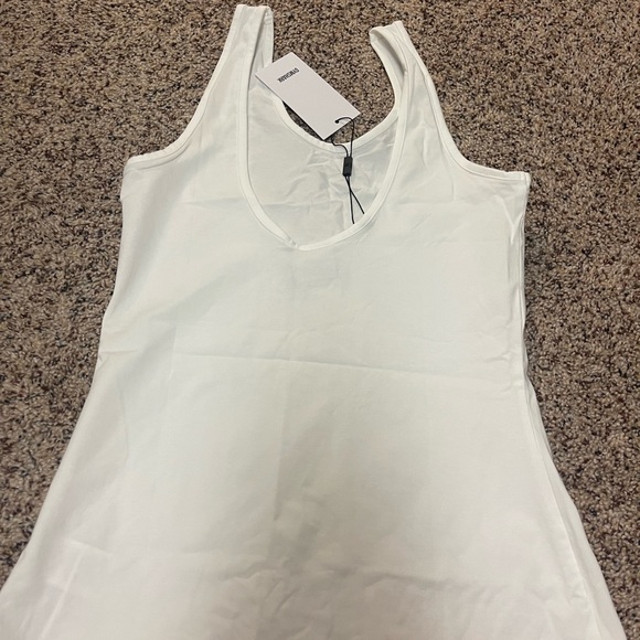 Gymshark Tank - Picture 2 of 3